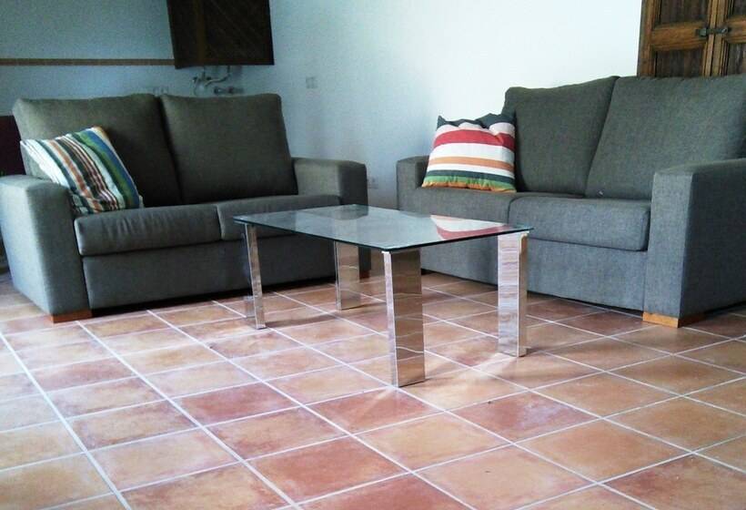 Bed and Breakfast Tramuntana Suites