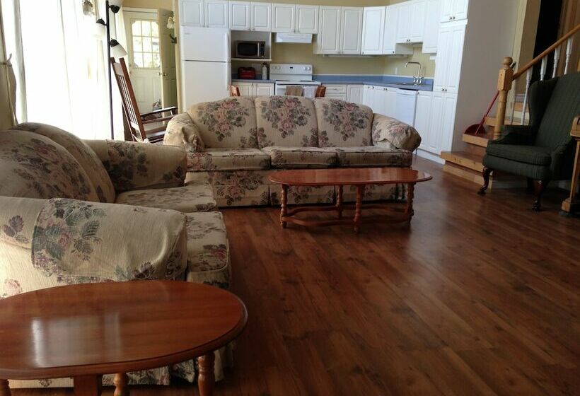 Warbler S Roost Country Inn B&b