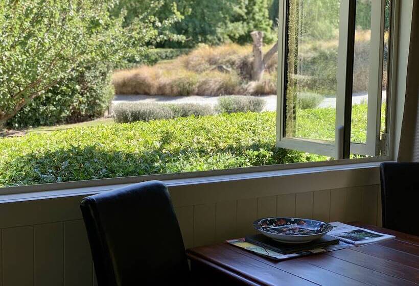 Burn Cottage Retreat