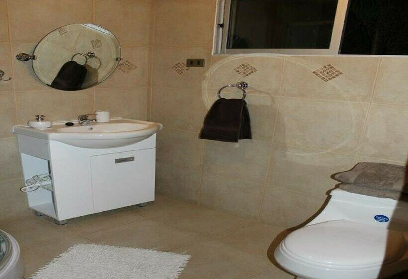 Cabaña Rústica Cristian Paihuano