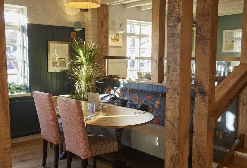 Castle Hotel By Greene King Inns
