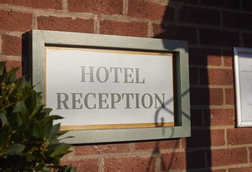 Castle Hotel By Greene King Inns