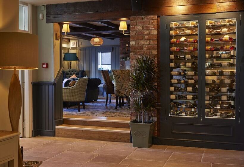 Castle Hotel By Greene King Inns