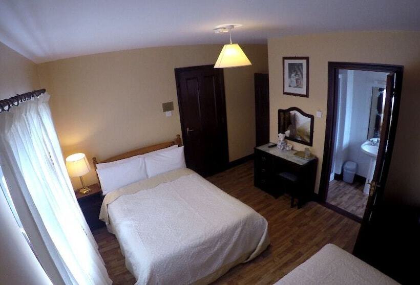 Castleview Golf Course B&b