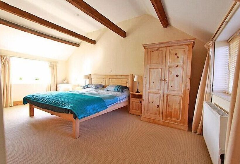 Centre Of Britain Hotel & Restaurant