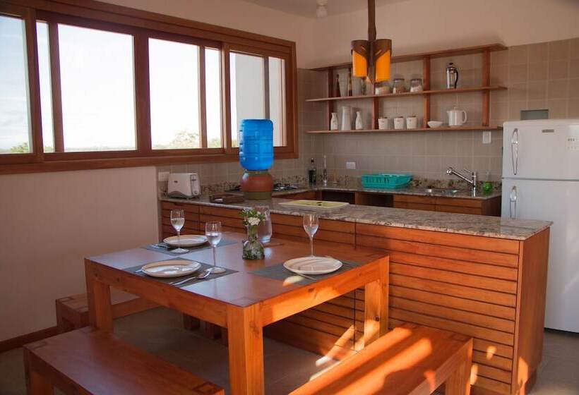 Chez Manany Galapagos Eco Lodge