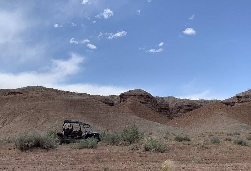 Dukes Slickrock Campground & Rv Park