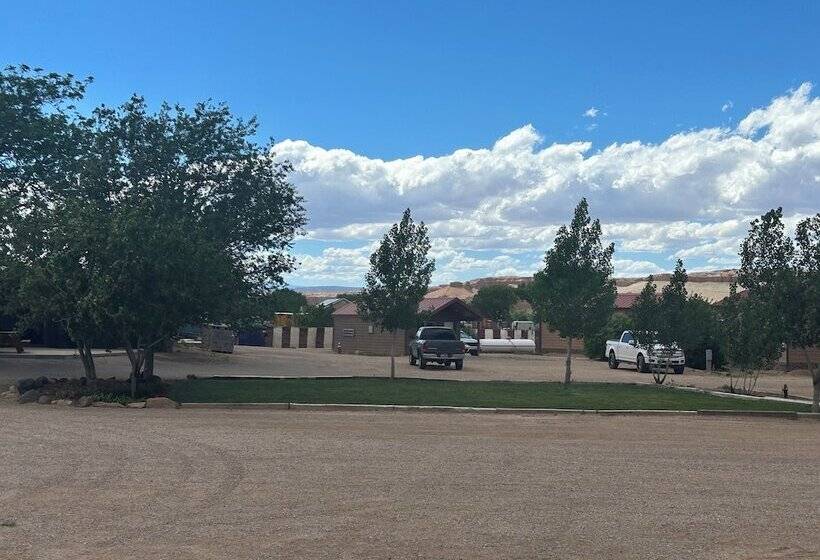 Dukes Slickrock Campground & Rv Park