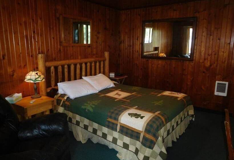 Evergreen Motel