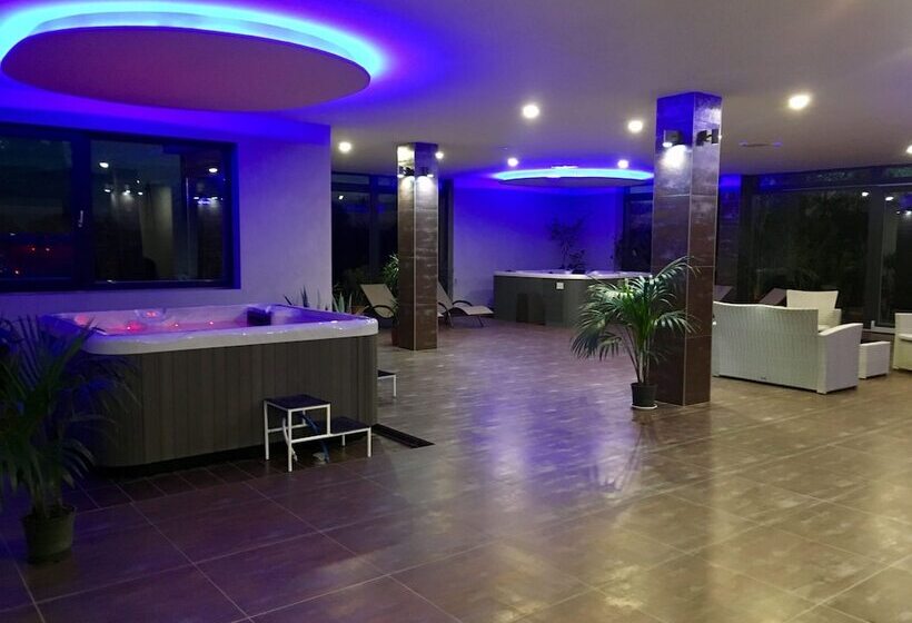 Garden Hotel Medical & Spa