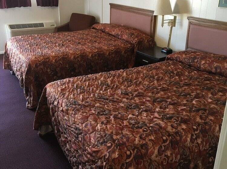 Holiday Motel