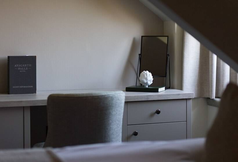 فندق فئة نجمة واحدة Aysgarth Falls