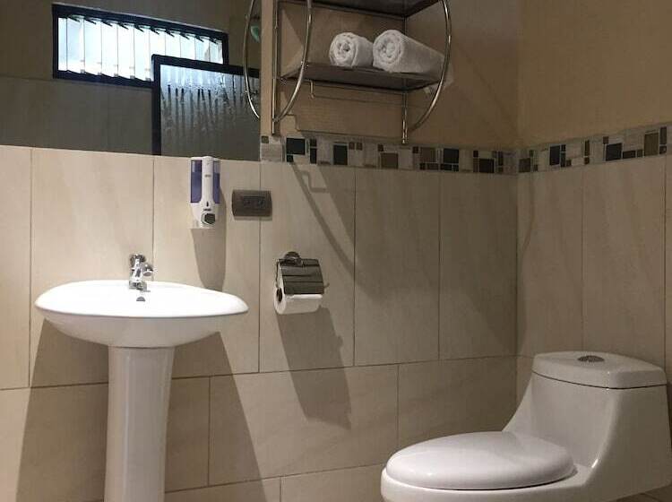 فندق فئة نجمة واحدة Essence Arenal Spa & Yoga