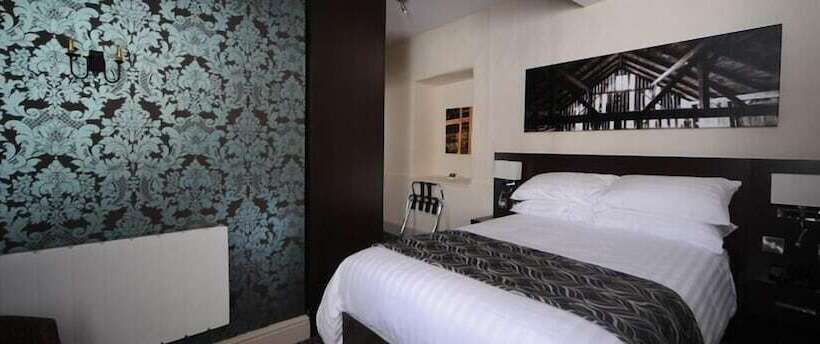 簡易ホテル George & Dragon, Conwy