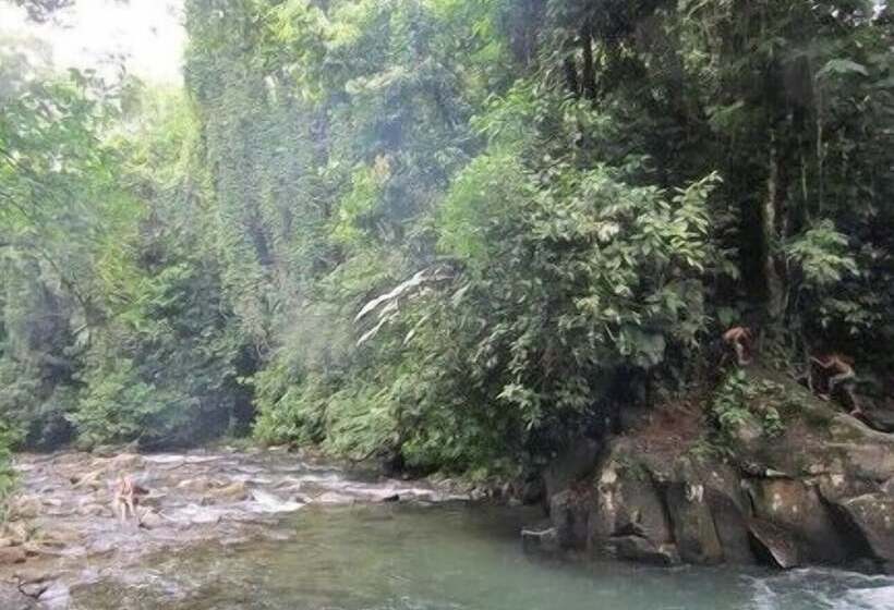 Hostel Arenal Sunrise