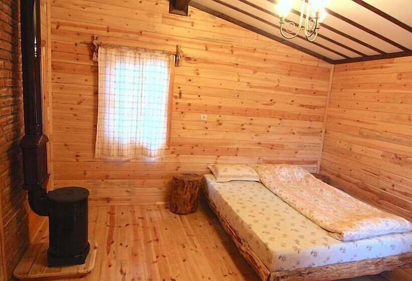 בית מלון כפרי Aladaglar Camping Bungalow