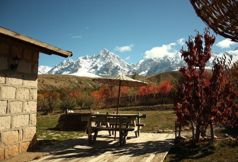 בית מלון כפרי Aladaglar Camping Bungalow