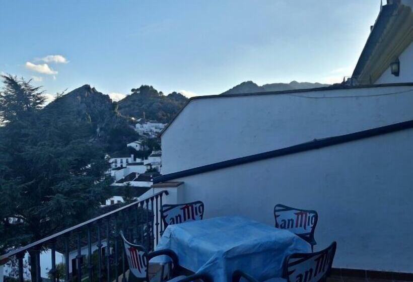 בית מלון כפרי Apartamentos Sierra Del Hacho