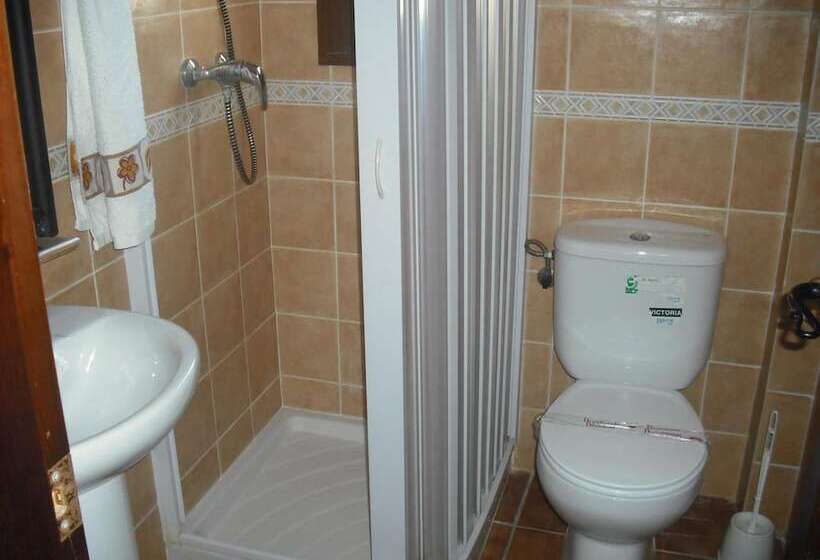 בית מלון כפרי Apartamentos Sierra Del Hacho