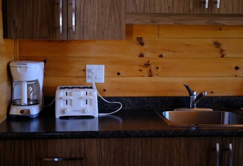 Отель Auberge Chateau Lamontagne