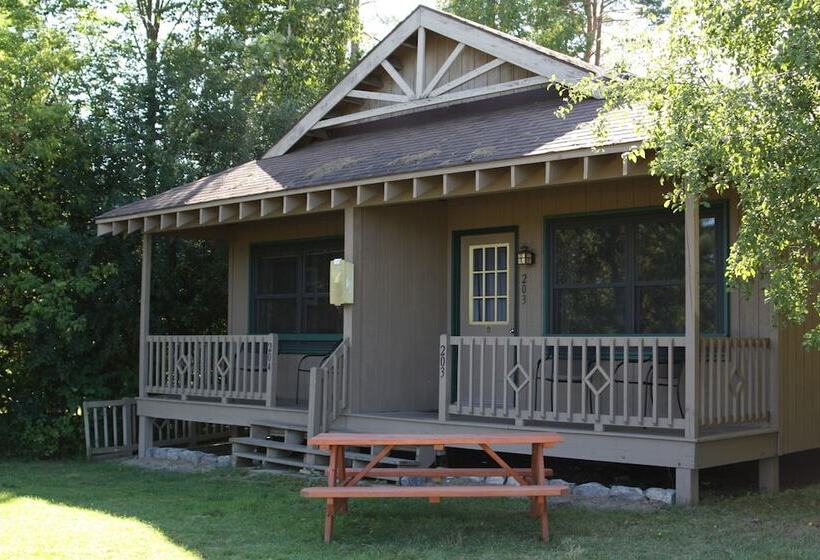 فندق Bluff Point Golf Resort