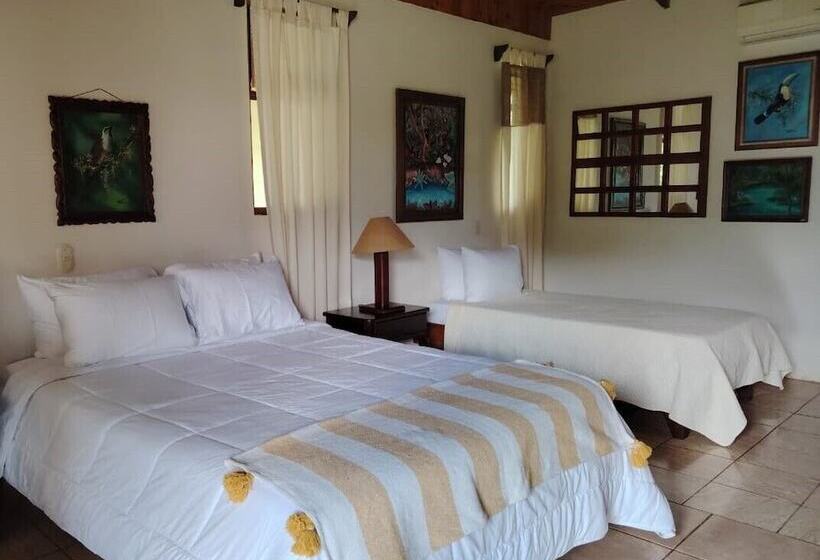 فندق Kakao Lodge & Garden Río Celeste