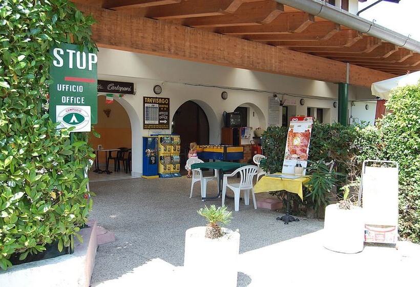 فندق Campeggio Trevisago Iris Park