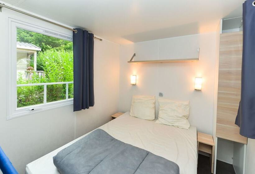 فندق Camping Le Kergariou