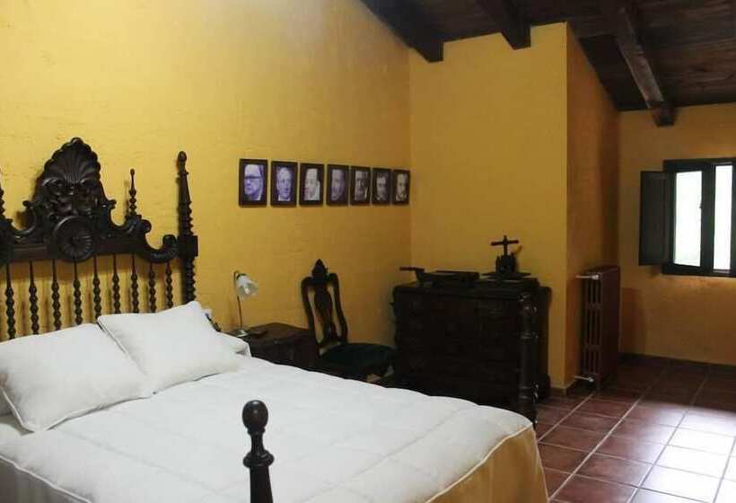 فندق Casería La Infiesta