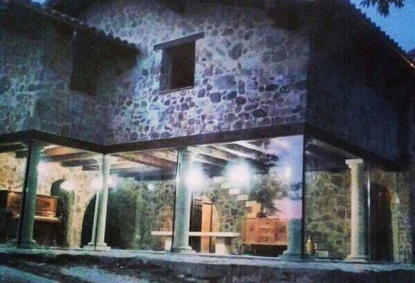 فندق Casería La Infiesta