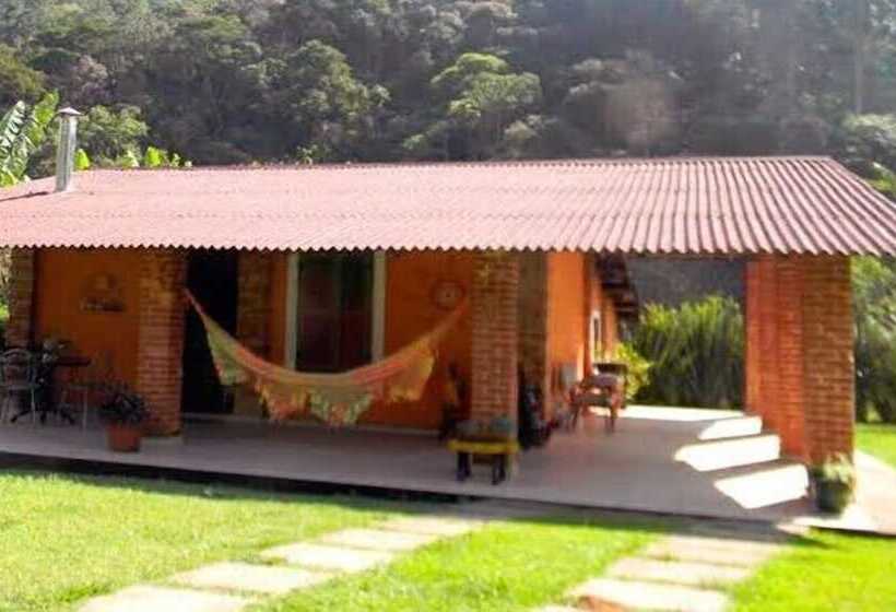 ホテル Chalés Luar Da Serra