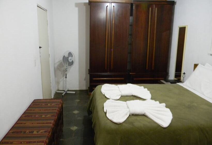 ホテル Chalés Luar Da Serra