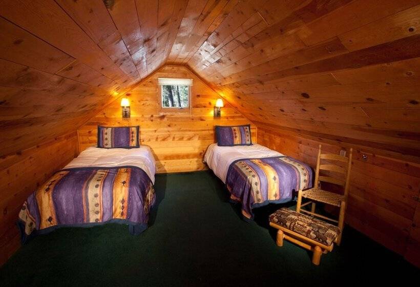 فندق Cottam S Lodge By Alpine Village Suites