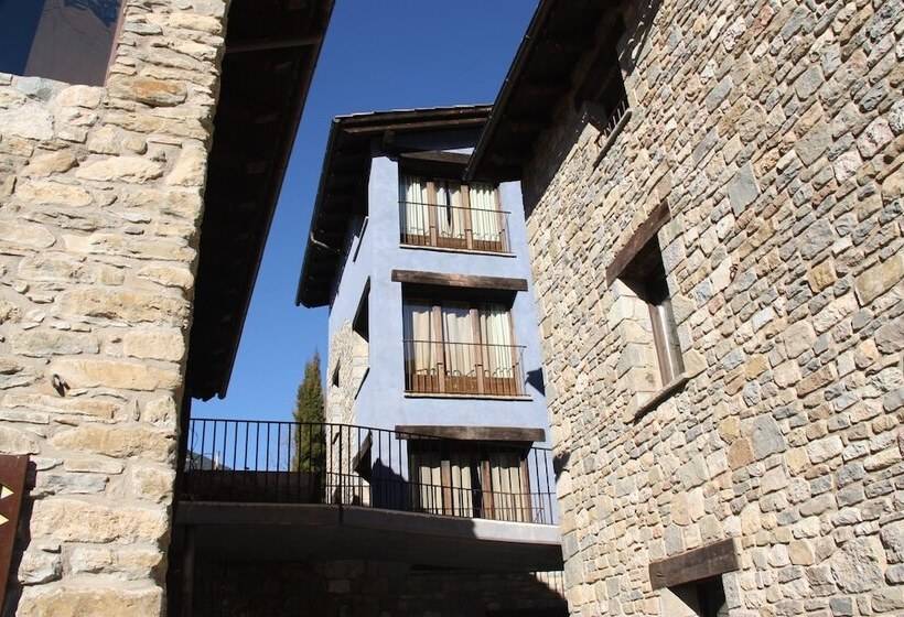 בית מלון כפרי El Monegal