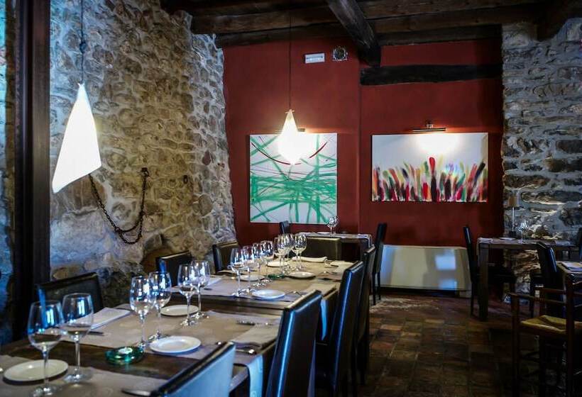 בית מלון כפרי El Monegal