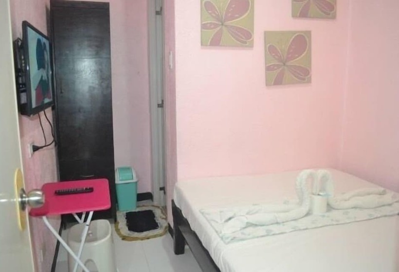 هتل Ellen's Resort Annex