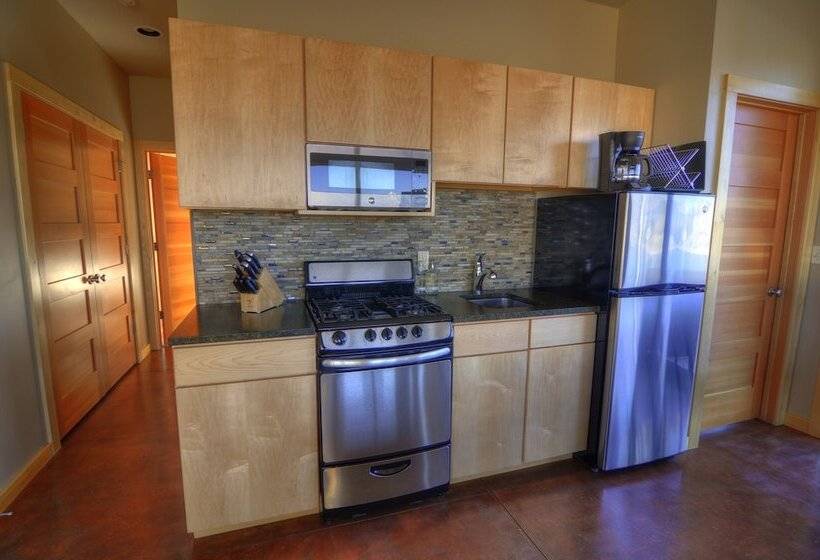 فندق Erik S Ranch