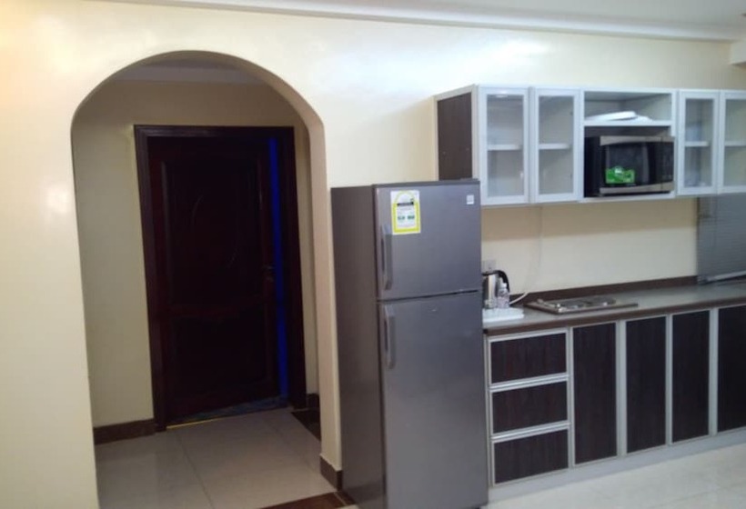 هتل Jolly View Suites