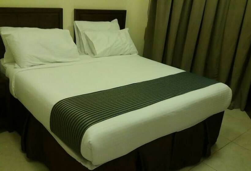 ホテル Knooz Al Diafah