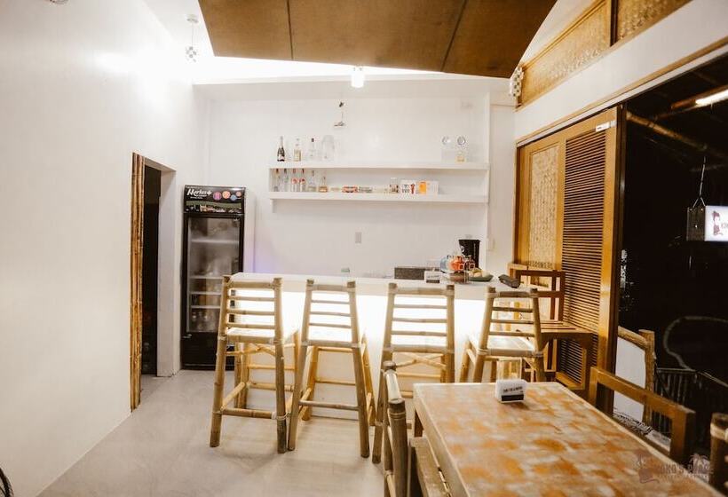 Hotel Koko's Place Diniwid