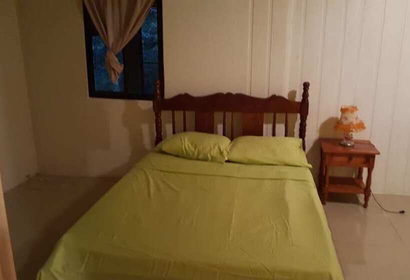 فندق La Ceiba Ecoadventures