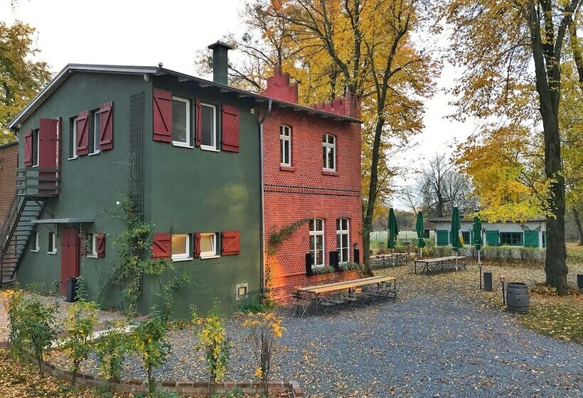 ホテル Landhaus Dessau