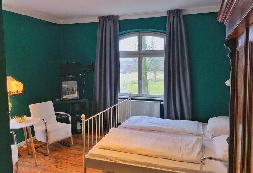 ホテル Landhaus Dessau