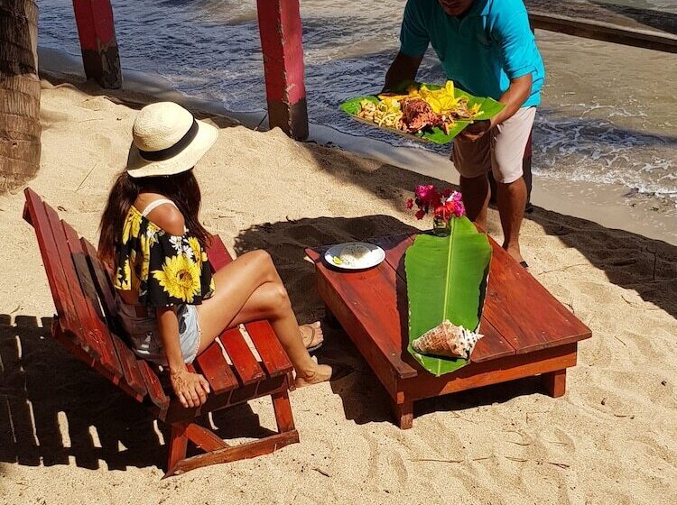 ホテル Las Palmeras Beachfront