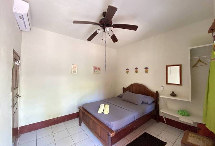 ホテル Las Palmeras Beachfront