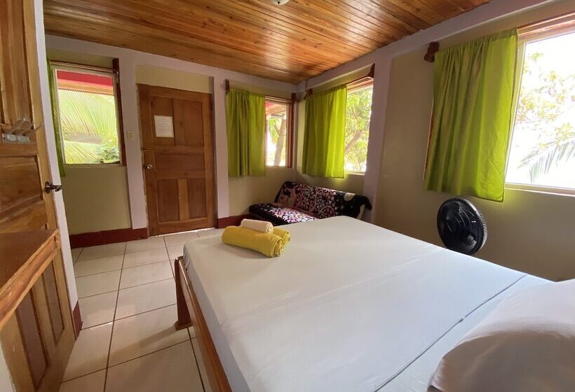 ホテル Las Palmeras Beachfront