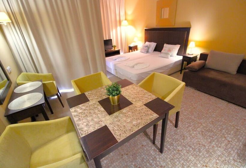 בית מלון כפרי Menada Apartments In Royal Beach Resort