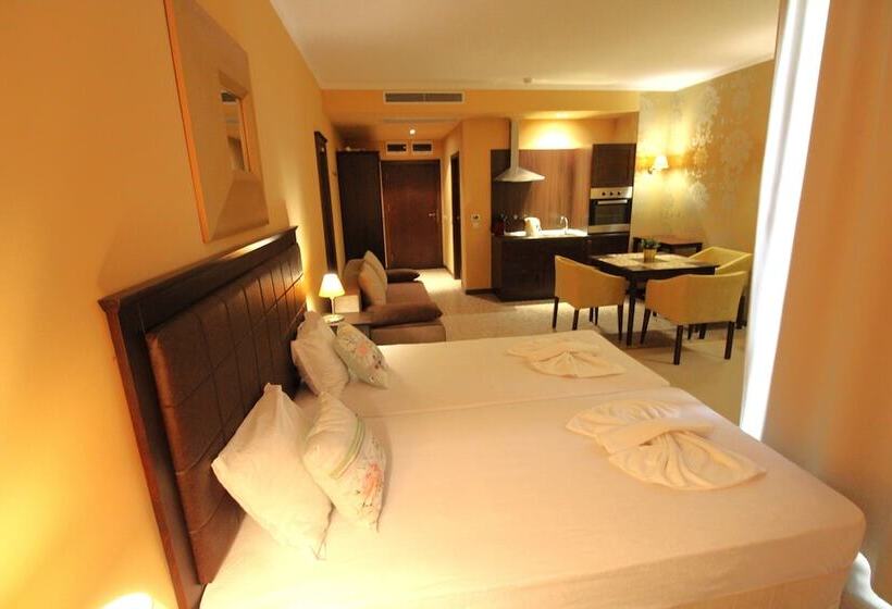 בית מלון כפרי Menada Apartments In Royal Beach Resort