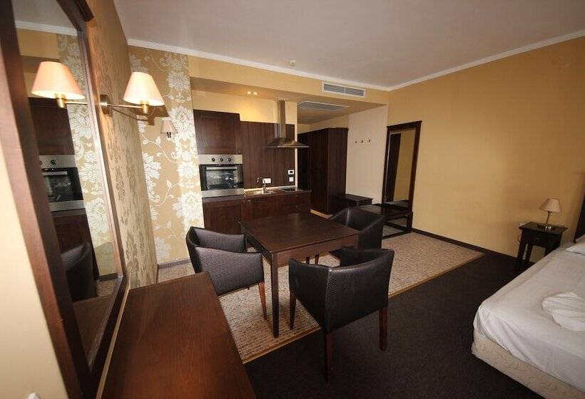 בית מלון כפרי Menada Apartments In Royal Beach Resort