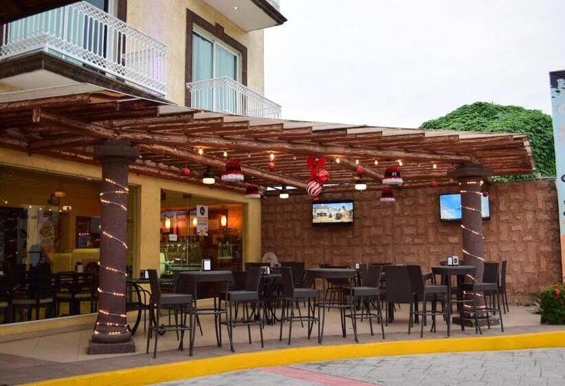 فندق Meson De La Rivera